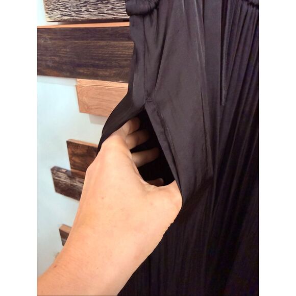 Gap Ruffle-Neck Midi Dress size medium - Picture 5 of 9